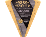 570458 Castello 12 x 8oz Smoked Cracked Pepper Gouda Pie Cut